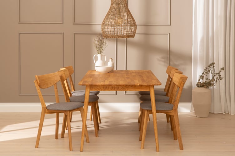Ekholm & Ekholmen ruokailuryhmä 180x90 kuudelle, öljytty tammi / tummanharmaa kangasistuin