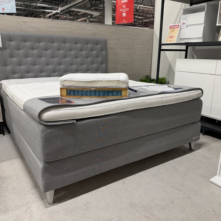 Svane Zia jenkkisänky 180x200 Embrace latexgel petauspatjalla ja Roma päädyllä