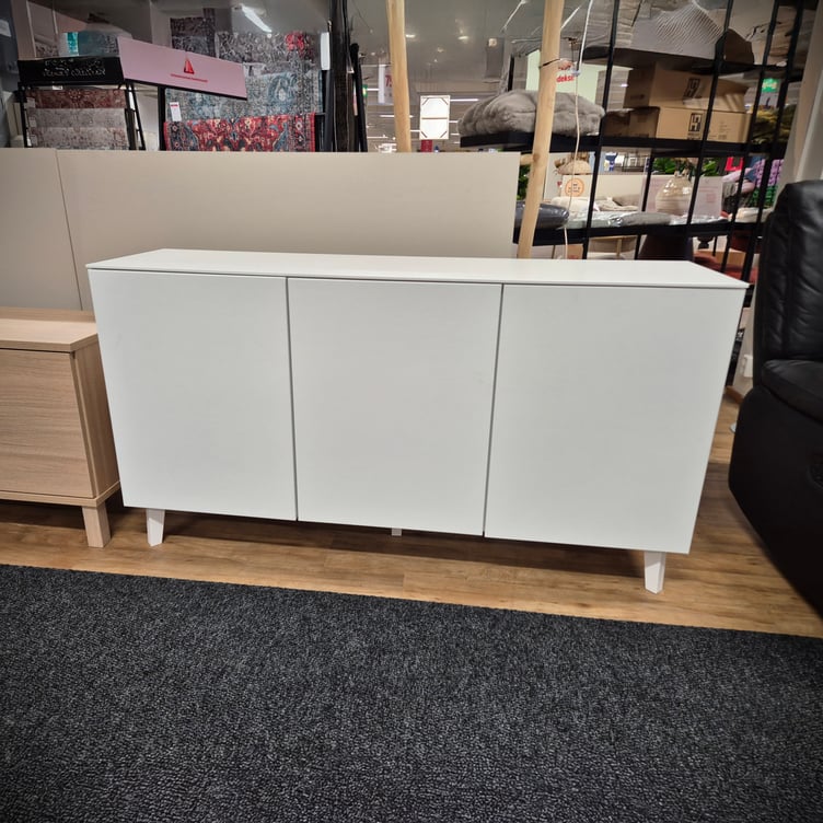 Usva senkki valkoinen Leveys 150cm syvyys 40cm korkeus 81cm