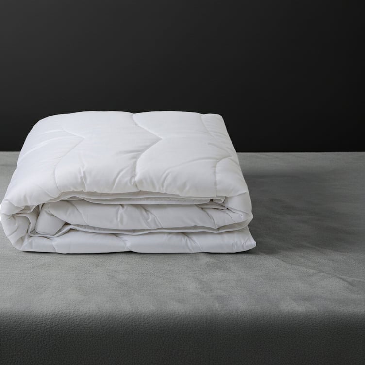 Nest & Living Gold peitto 150x200 cm